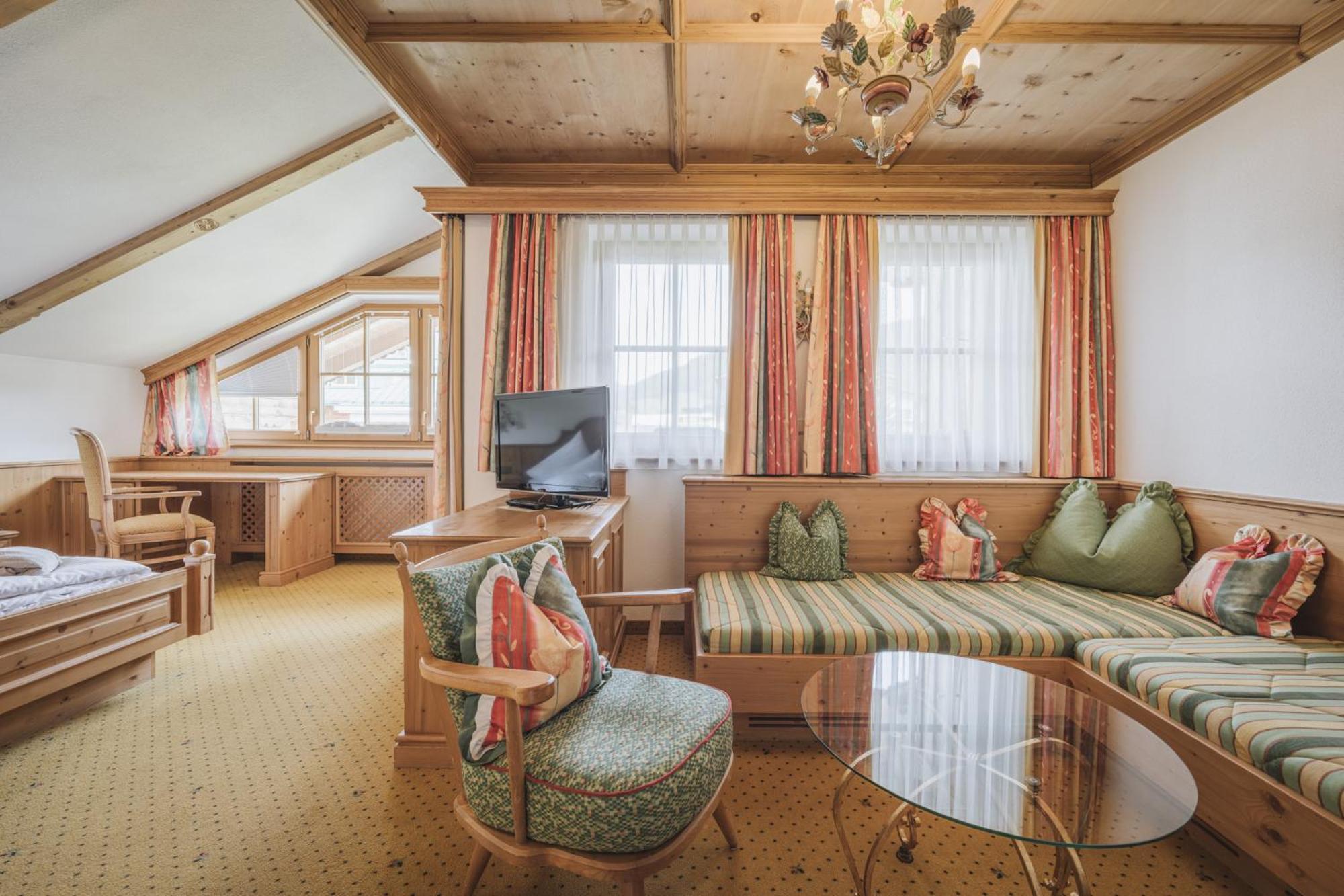 Hotel Gaspingerhof 겔로스 외부 사진