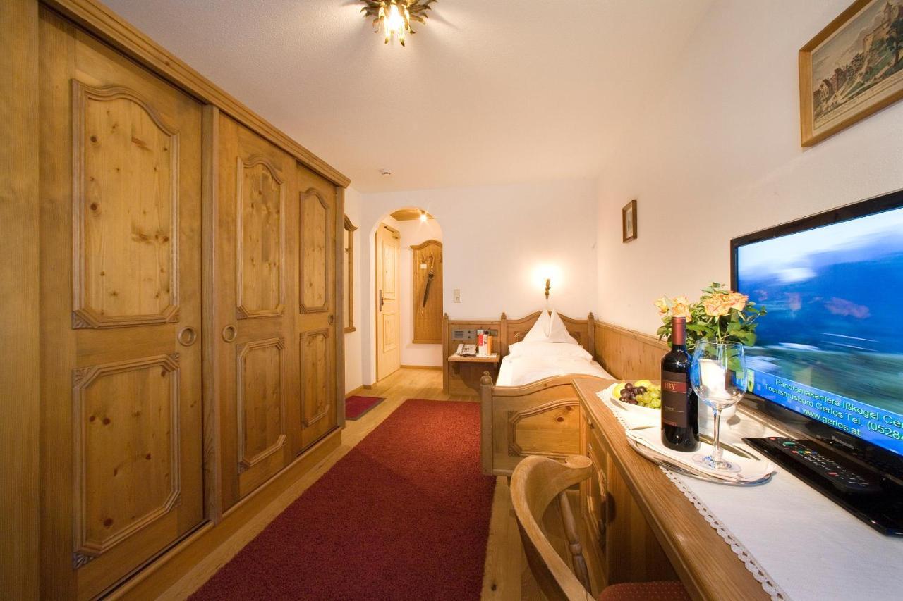 Hotel Gaspingerhof 겔로스 외부 사진